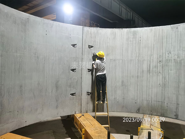 內(nèi)蒙古赤峰裝配式混凝土風(fēng)電塔筒模具施工案例